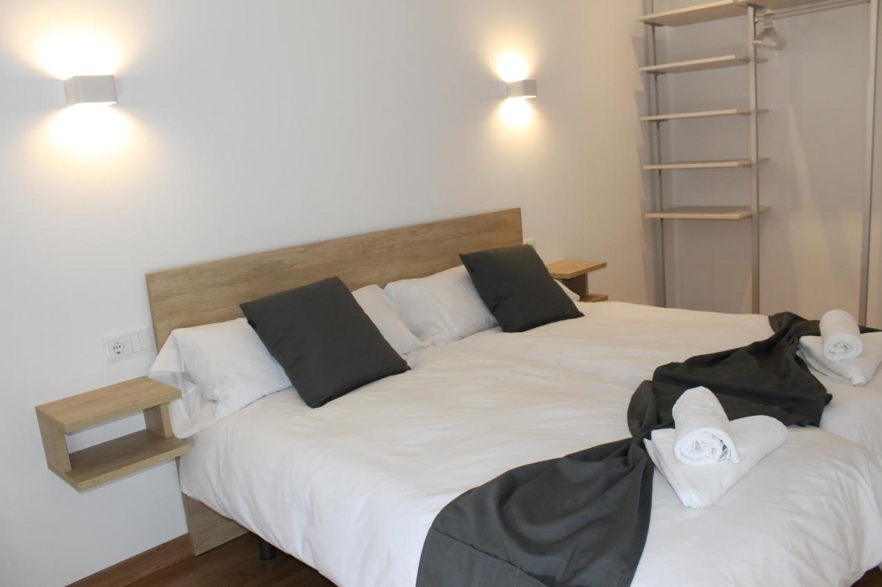 Apartamentos La Luna La Solana Buitenkant foto